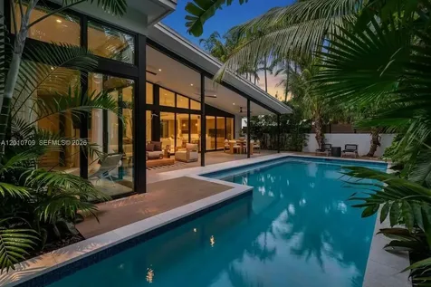5225 La Gorce Drive Miami Beach FL 33140