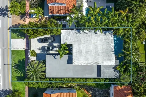 5225 La Gorce Drive Miami Beach FL 33140