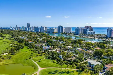 5225 La Gorce Drive Miami Beach FL 33140