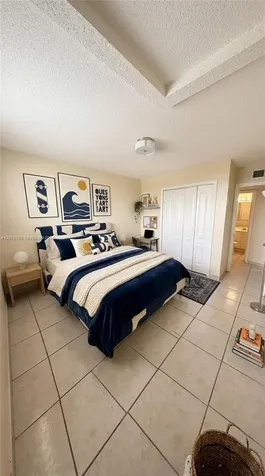 666 W 81st Street Hialeah FL 33014