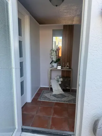 6524 SW 114th Avenue Miami FL 33173