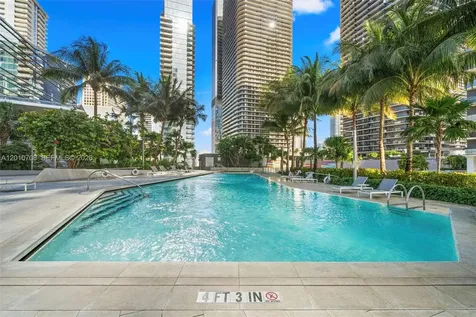 88 SW 7th Street Miami FL 33130