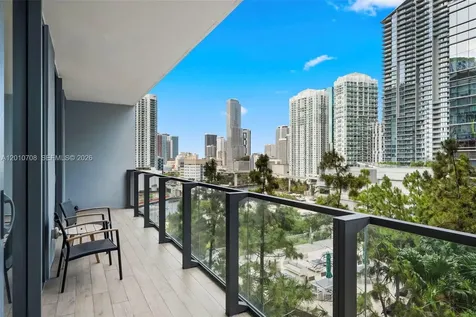 88 SW 7th Street Miami FL 33130