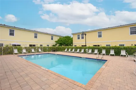 1106 NW 40th Terrace Lauderhill FL 33313