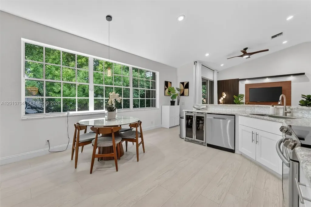 12323 NW 10th Drive Coral Springs FL 33071