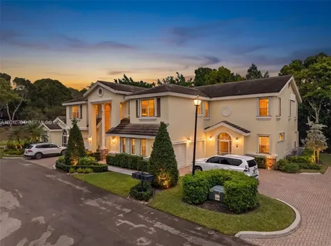 12323 NW 10th Drive Coral Springs FL 33071