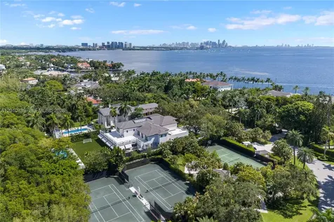 26 Tahiti Beach Island Road Coral Gables FL 33143