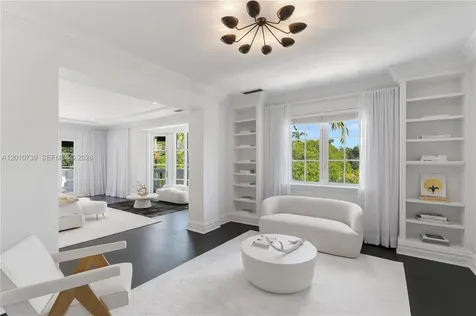 26 Tahiti Beach Island Road Coral Gables FL 33143