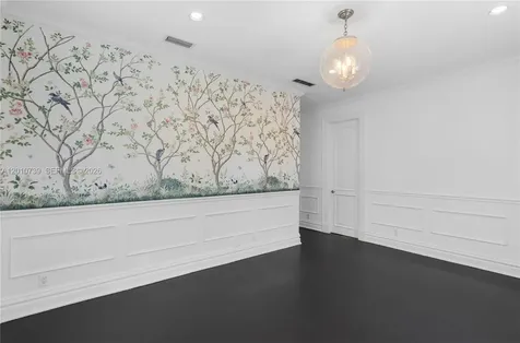 26 Tahiti Beach Island Road Coral Gables FL 33143