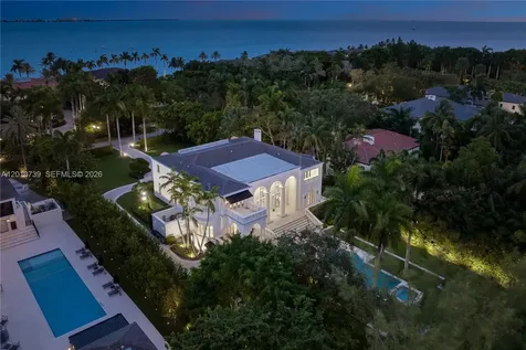 26 Tahiti Beach Island Road Coral Gables FL 33143