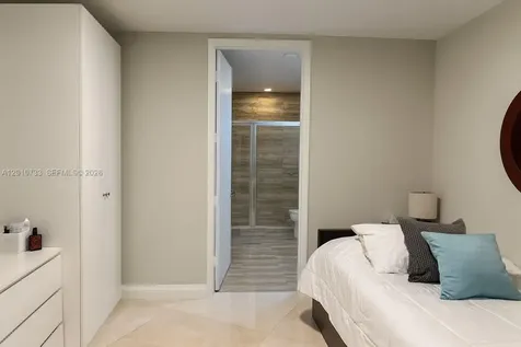 15901 Collins Avenue Sunny Isles Beach FL 33160
