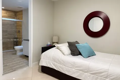 15901 Collins Avenue Sunny Isles Beach FL 33160