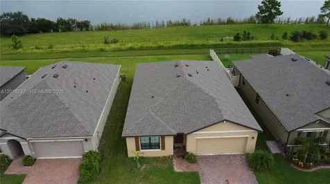 2073 Farmhouse Road Palm Bay FL 32909