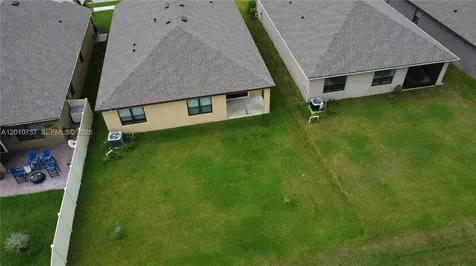 2073 Farmhouse Road Palm Bay FL 32909