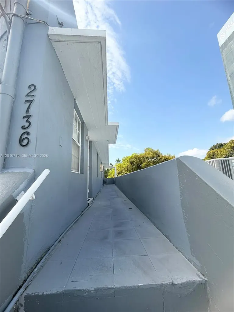 2736 SW 22nd Avenue Miami FL 33133