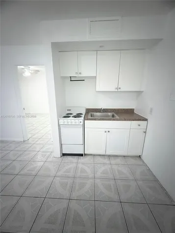 2736 SW 22nd Avenue Miami FL 33133