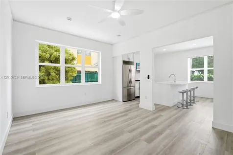 340 NE 125th Street North Miami FL 33161