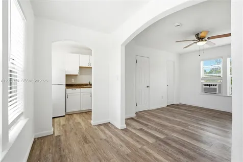 340 NE 125th Street North Miami FL 33161
