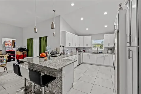 115 SW Glenwood Drive Port St. Lucie FL 34984
