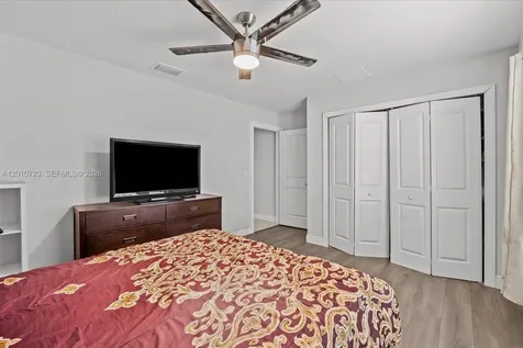 115 SW Glenwood Drive Port St. Lucie FL 34984