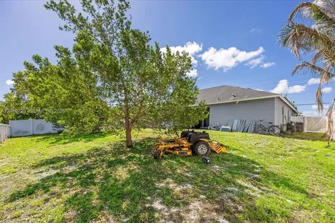 115 SW Glenwood Drive Port St. Lucie FL 34984