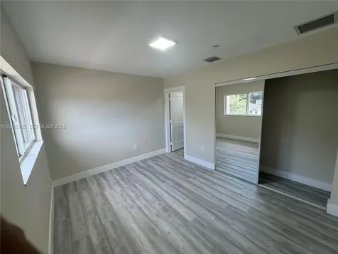 205 NW 159th Street Miami FL 33169
