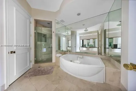 18101 Collins Avenue Sunny Isles Beach FL 33160