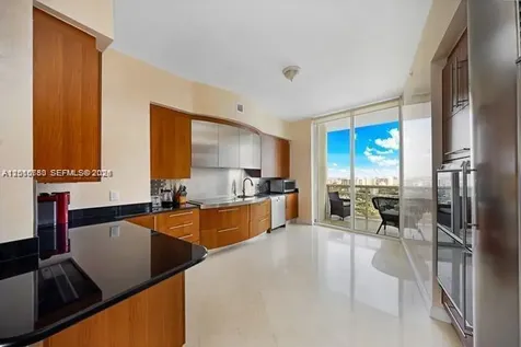 18101 Collins Avenue Sunny Isles Beach FL 33160