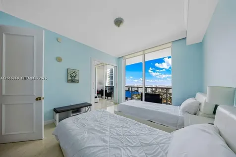 18101 Collins Avenue Sunny Isles Beach FL 33160
