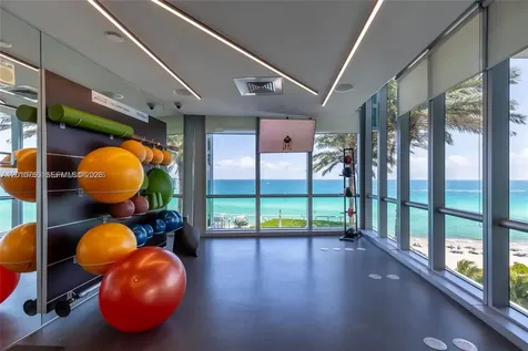 17121 Collins Avenue Sunny Isles Beach FL 33160
