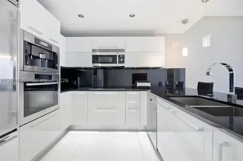 17121 Collins Avenue Sunny Isles Beach FL 33160