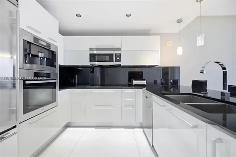 17121 Collins Avenue Sunny Isles Beach FL 33160