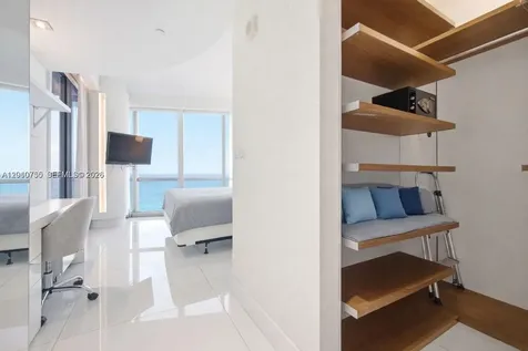 17121 Collins Avenue Sunny Isles Beach FL 33160
