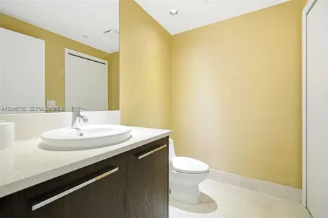 17121 Collins Avenue Sunny Isles Beach FL 33160