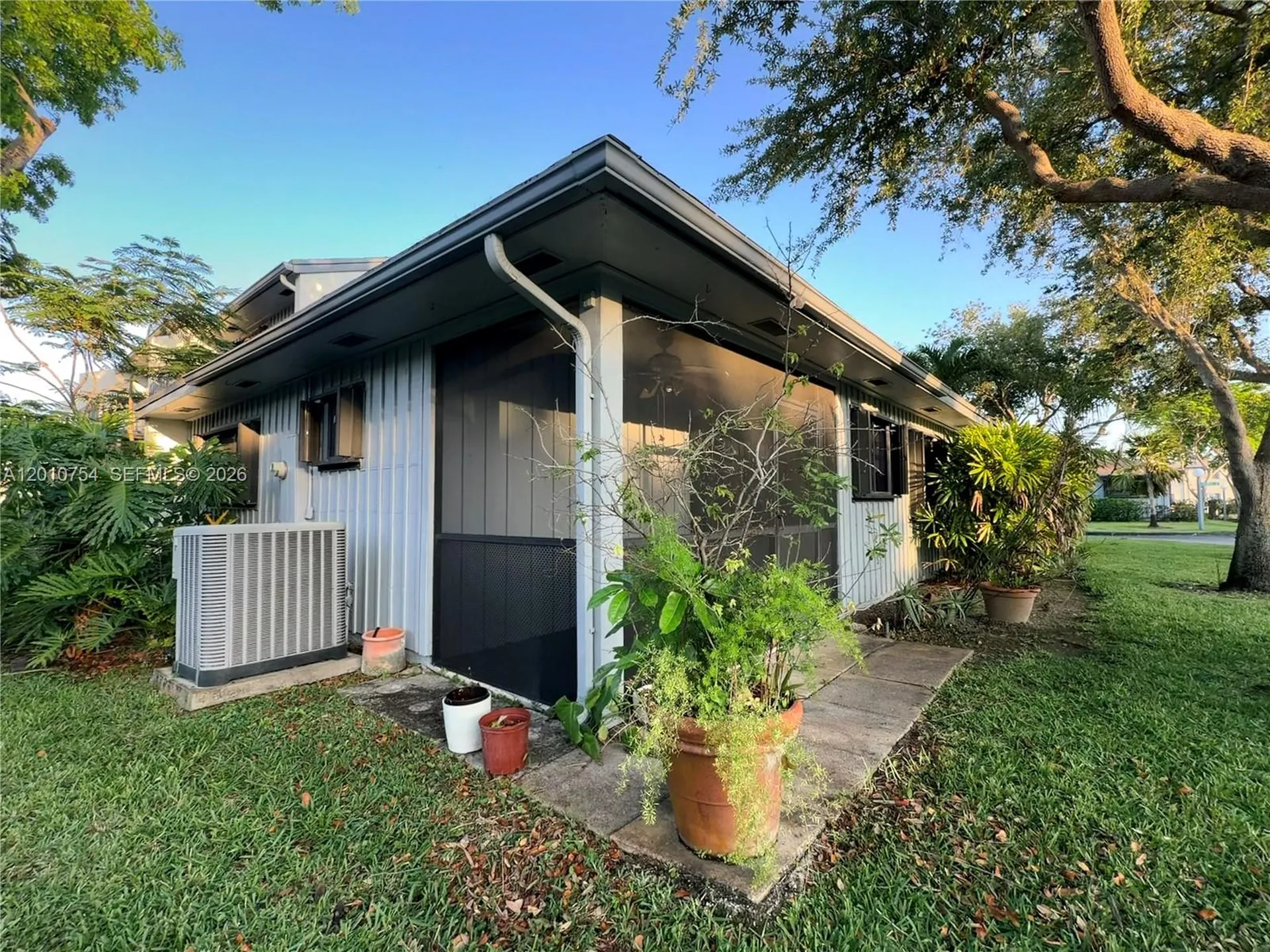 1533 Gabriel Street Hollywood FL 33020