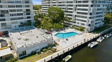 1160 N Federal Highway Fort Lauderdale FL 33304