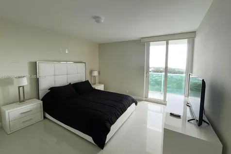 100 Bayview Drive Sunny Isles Beach FL 33160