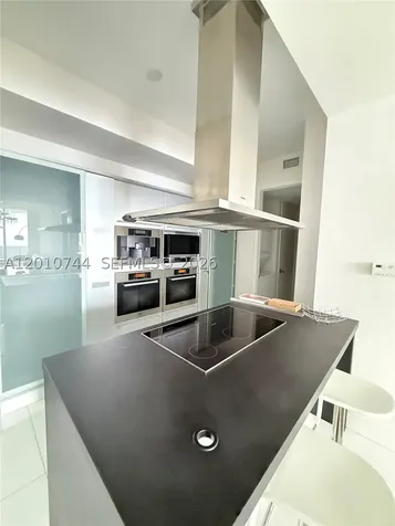 18201 Collins Avenue Sunny Isles Beach FL 33160
