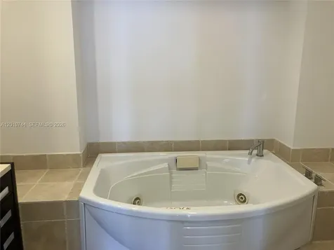 18201 Collins Avenue Sunny Isles Beach FL 33160