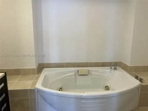 18201 Collins Avenue Sunny Isles Beach FL 33160