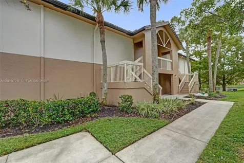 9901 Westview Drive Coral Springs FL 33076