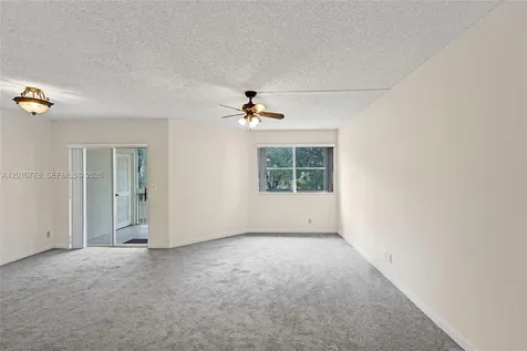 9901 Westview Drive Coral Springs FL 33076