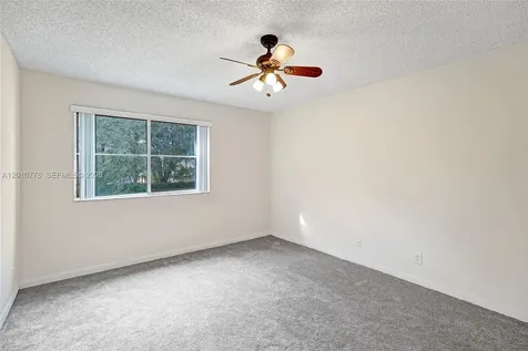 9901 Westview Drive Coral Springs FL 33076