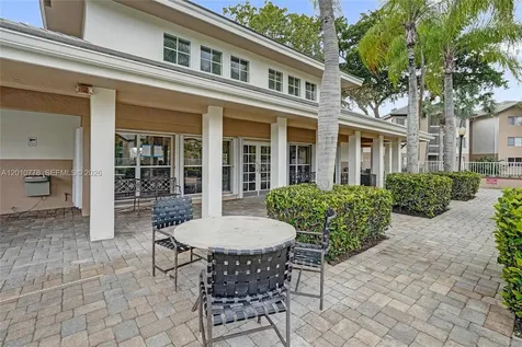9901 Westview Drive Coral Springs FL 33076