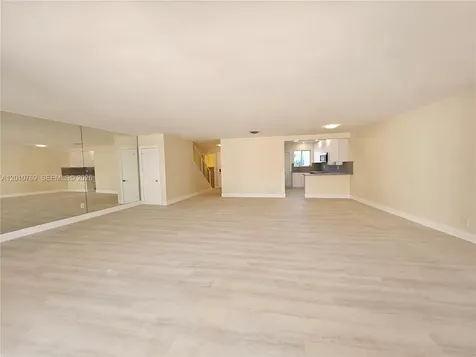 834 Raymond Street Miami Beach FL 33141