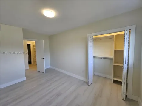 834 Raymond Street Miami Beach FL 33141