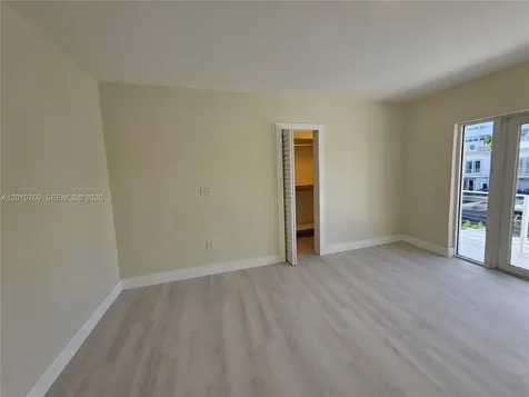 834 Raymond Street Miami Beach FL 33141