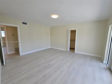 834 Raymond Street Miami Beach FL 33141