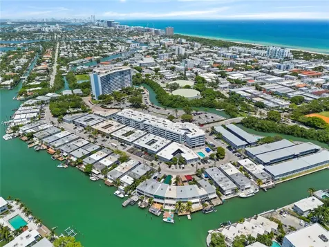 834 Raymond Street Miami Beach FL 33141