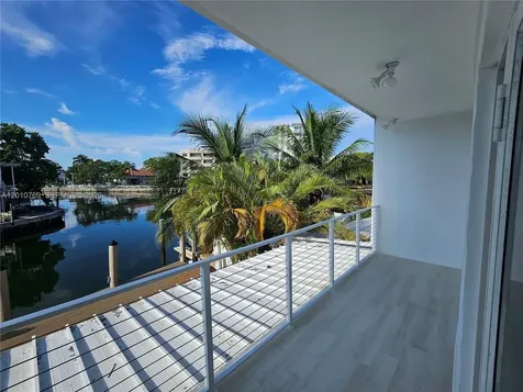834 Raymond Street Miami Beach FL 33141